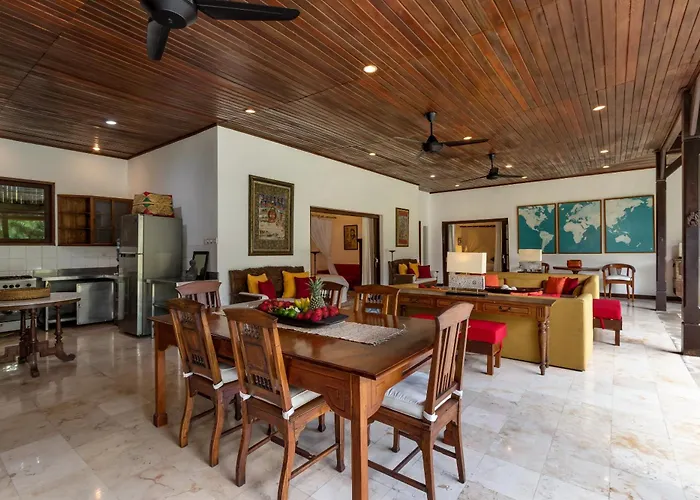 Villa Delapan Seminyak